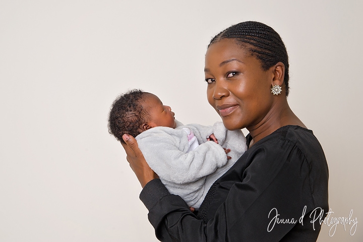 newborn photo shoot photographer
