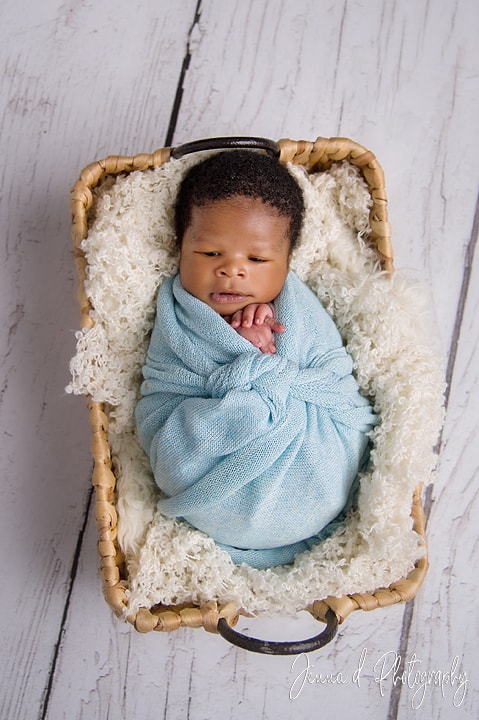Newborn baby photo shoot for ababy boy