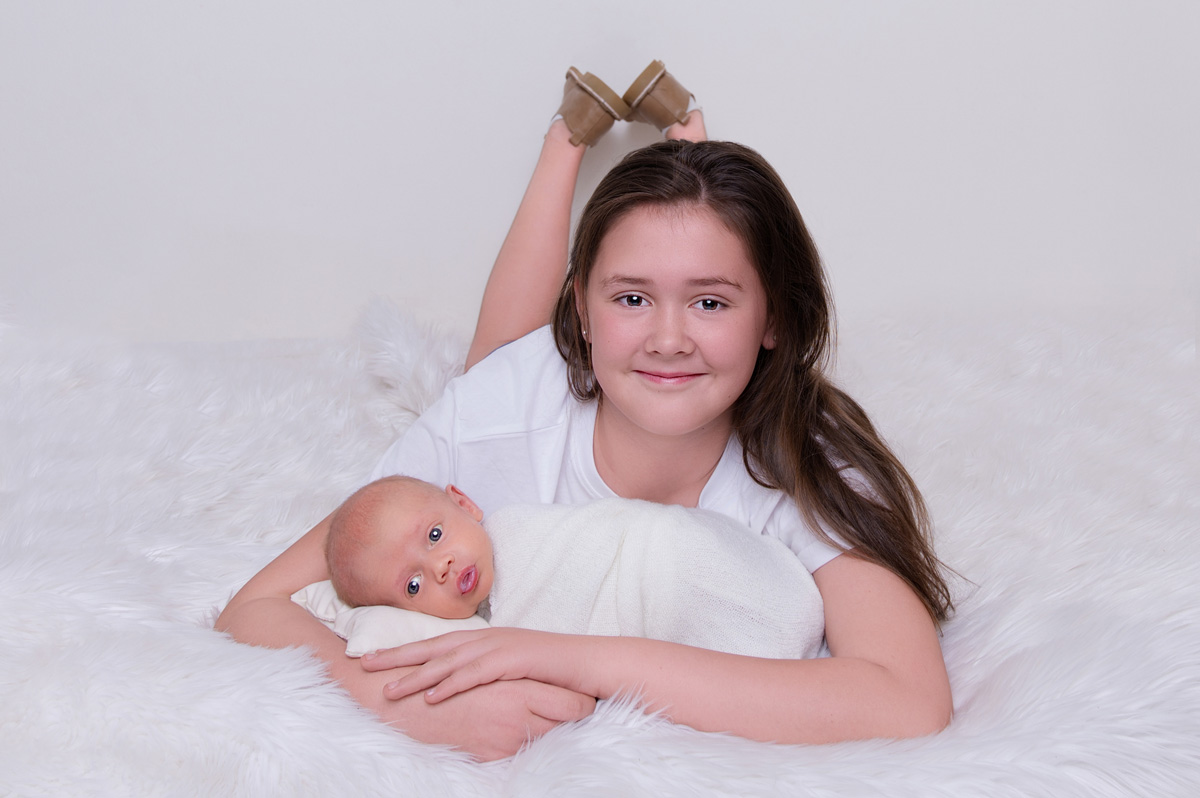 newborn siblings049jenna d photography