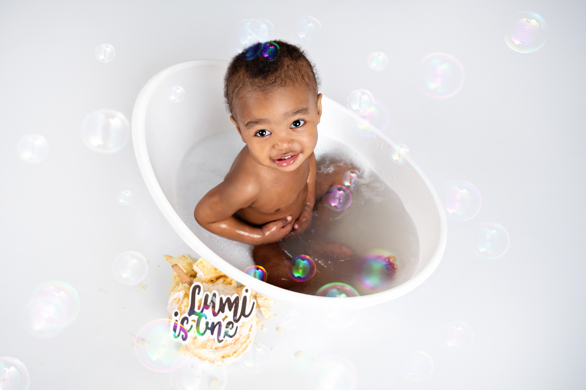 when can babies start swimming lessons baby in bath