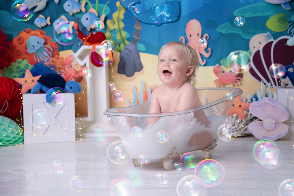 is a cake smash worth see how this little one is making magic in studio
