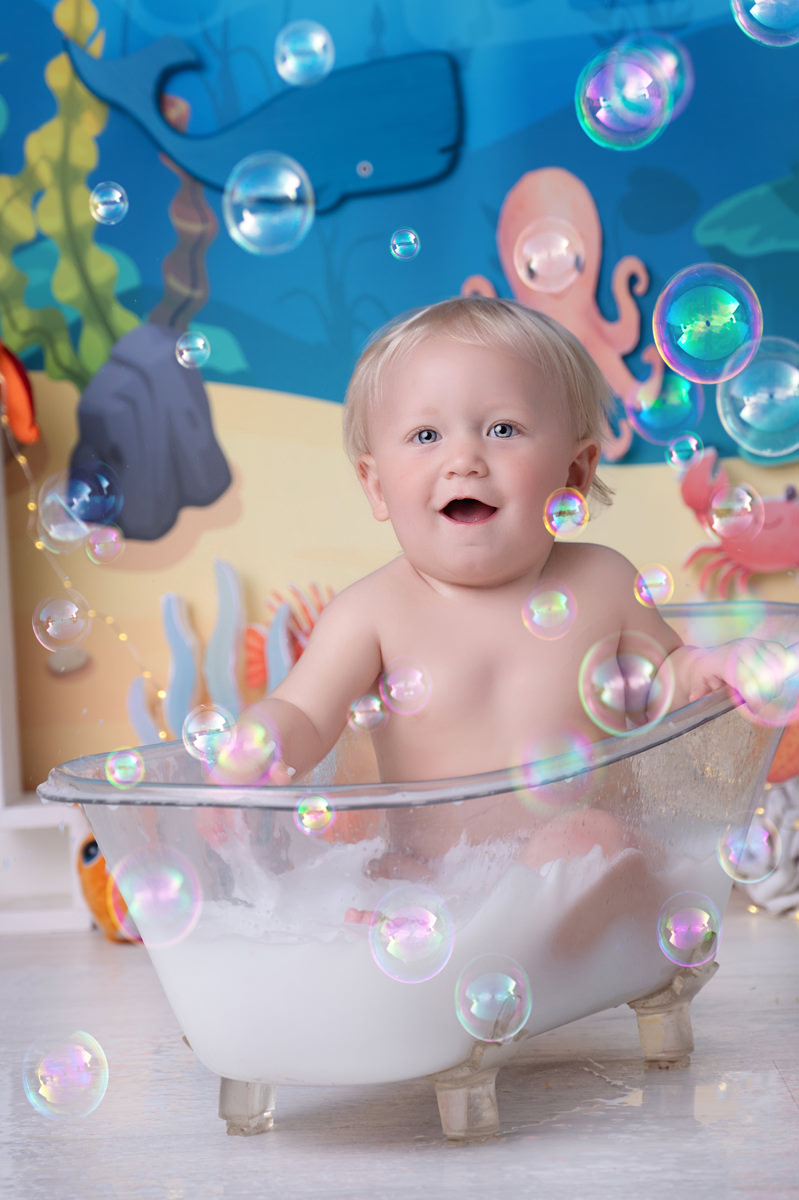 is a cake smash worth see how this little one is making magic