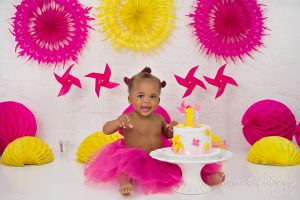 first birthday cake smash photo shoot