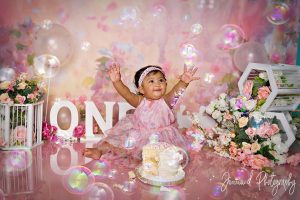 pink cake smash for a girl