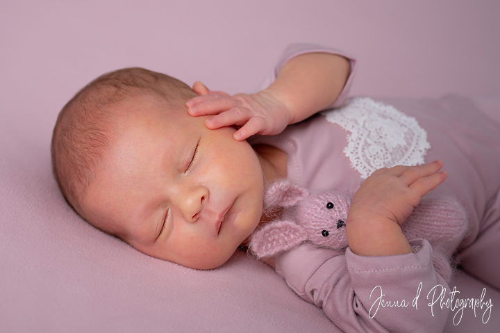 newborn photoshoot Jenna D