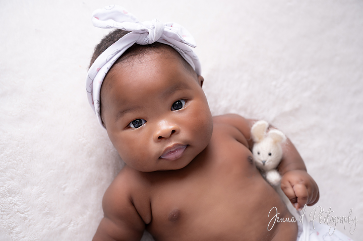 newborn photoshoot 3month old baby girl