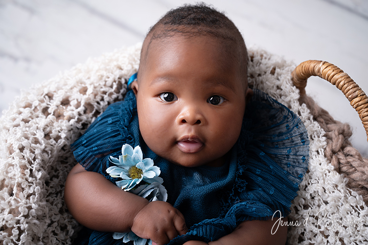 newborn photoshoot older baby girl