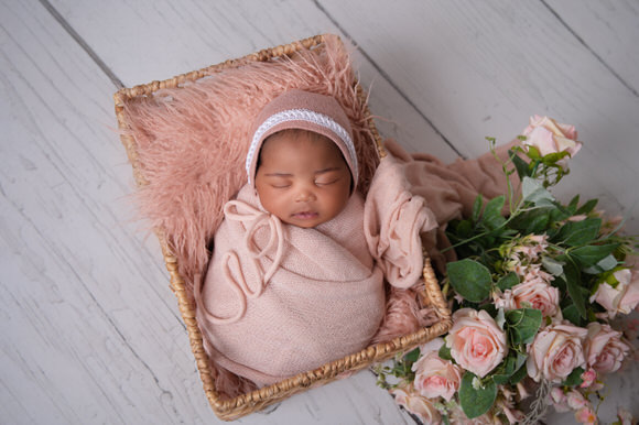 why newborn photoshoots011