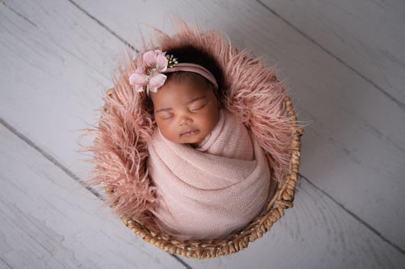 why newborn photoshoots013