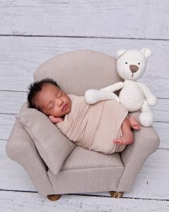 family newborn portraits029