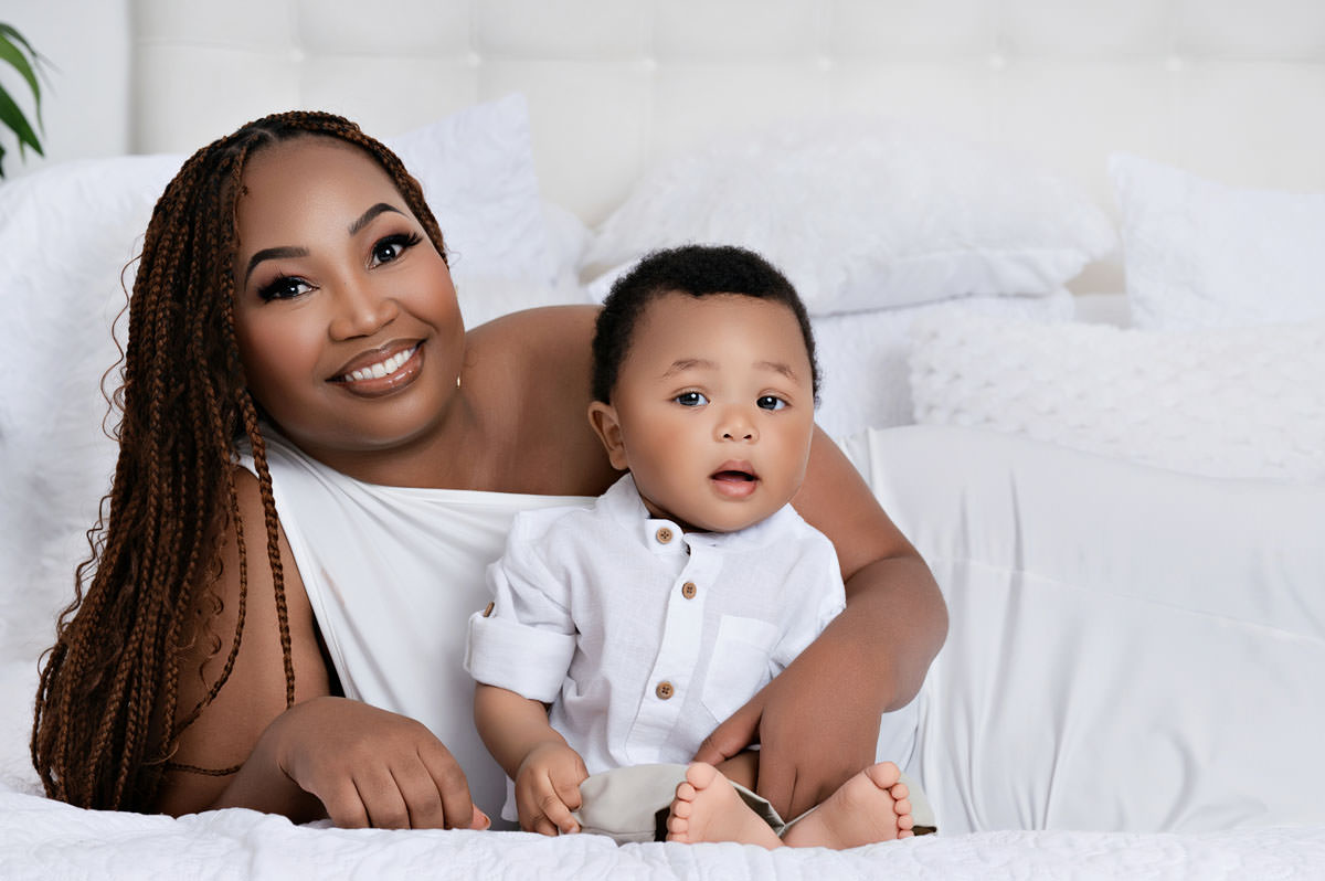 mom and baby visiting parentwood pretoria baby clinic