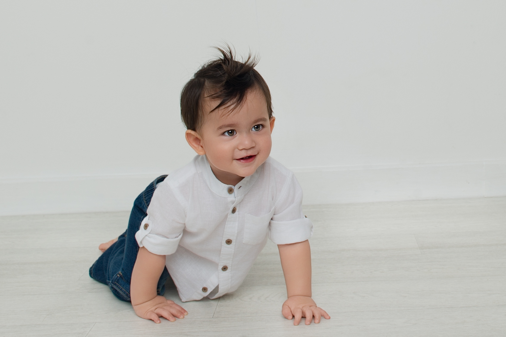 little boy exploring indoor play pretoria